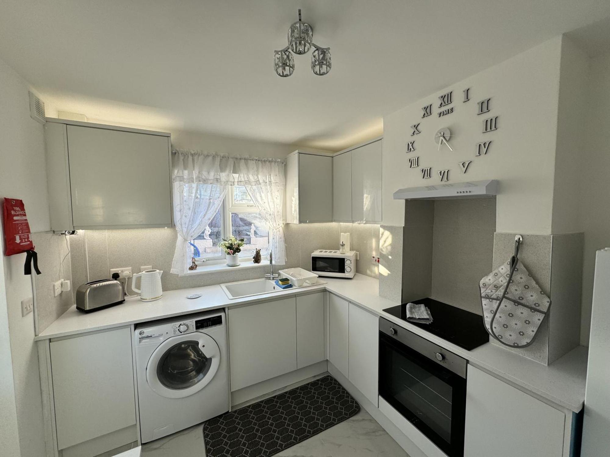 Modern 3-Bed Hideaway Near Westgate With Parking Villa Canterbury Bagian luar foto