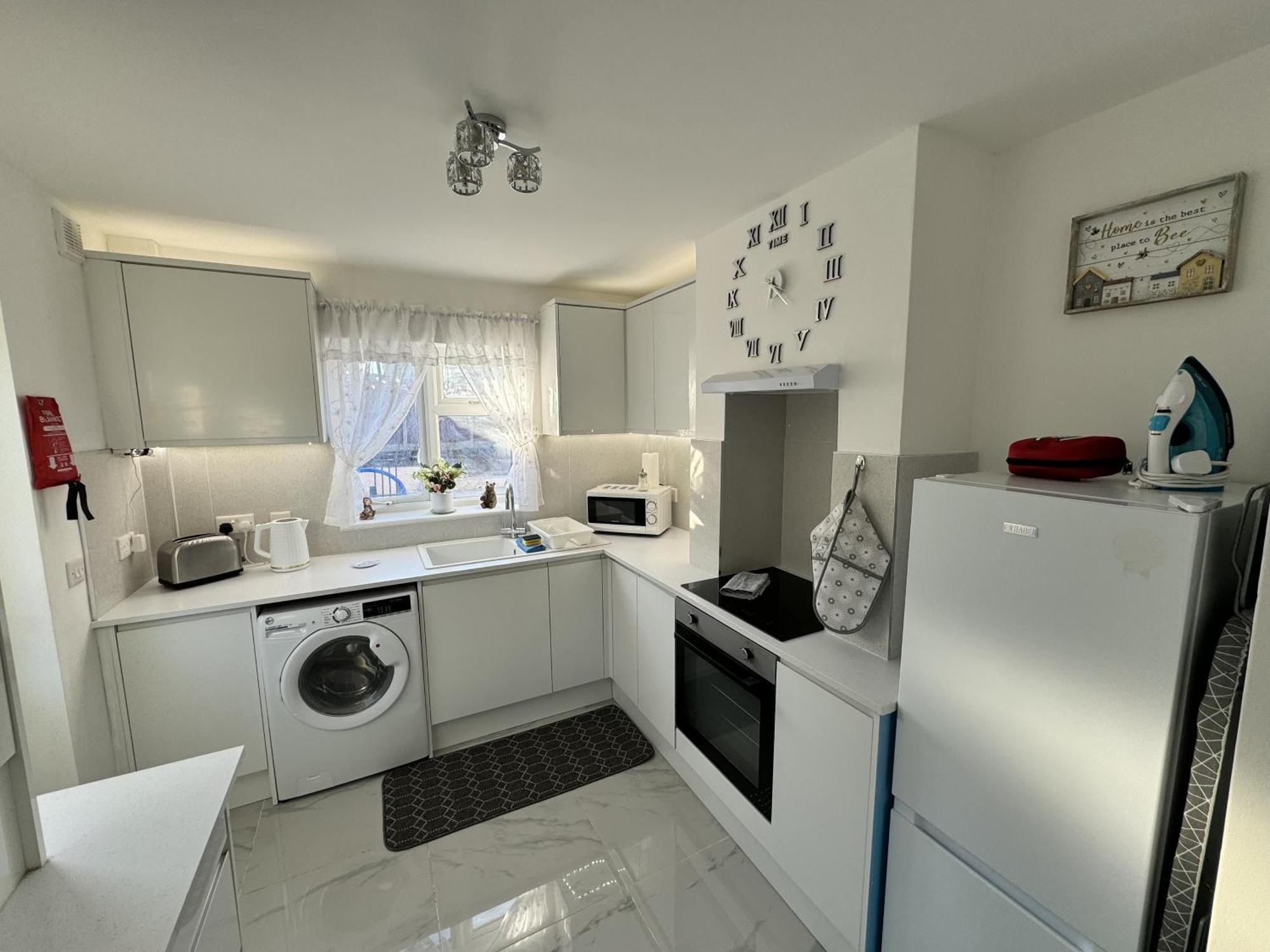 Modern 3-Bed Hideaway Near Westgate With Parking Villa Canterbury Bagian luar foto