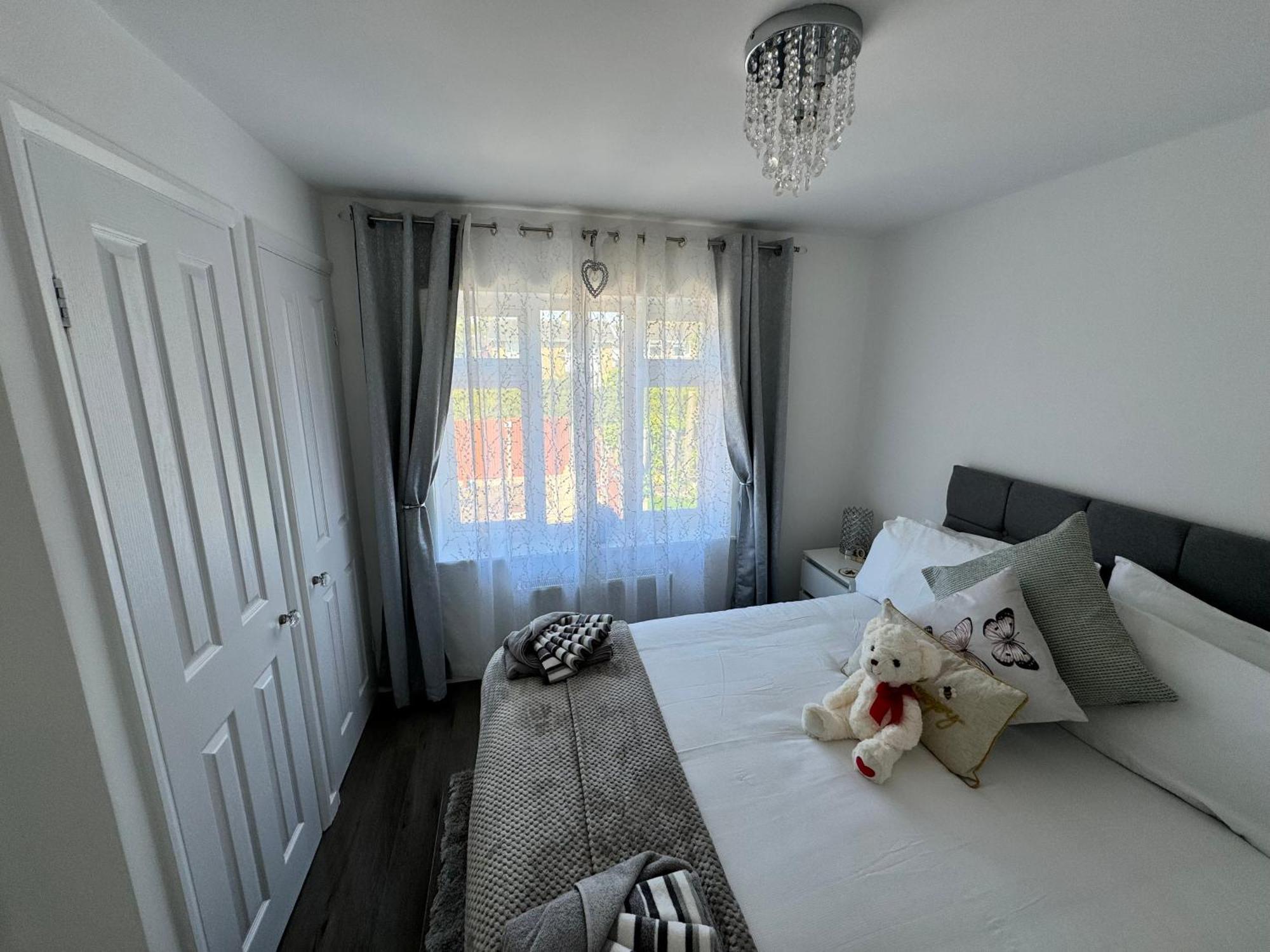 Modern 3-Bed Hideaway Near Westgate With Parking Villa Canterbury Bagian luar foto