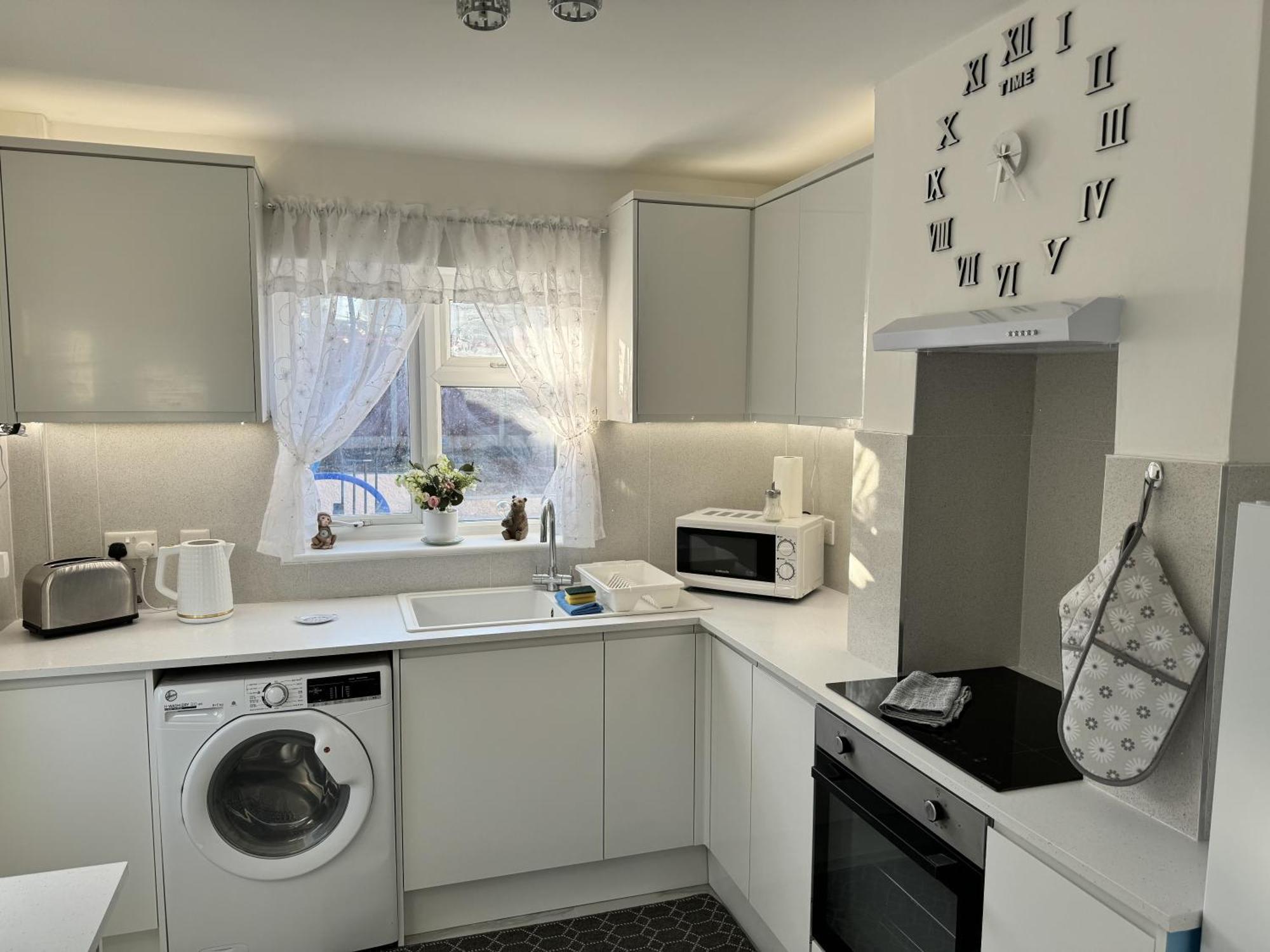 Modern 3-Bed Hideaway Near Westgate With Parking Villa Canterbury Bagian luar foto